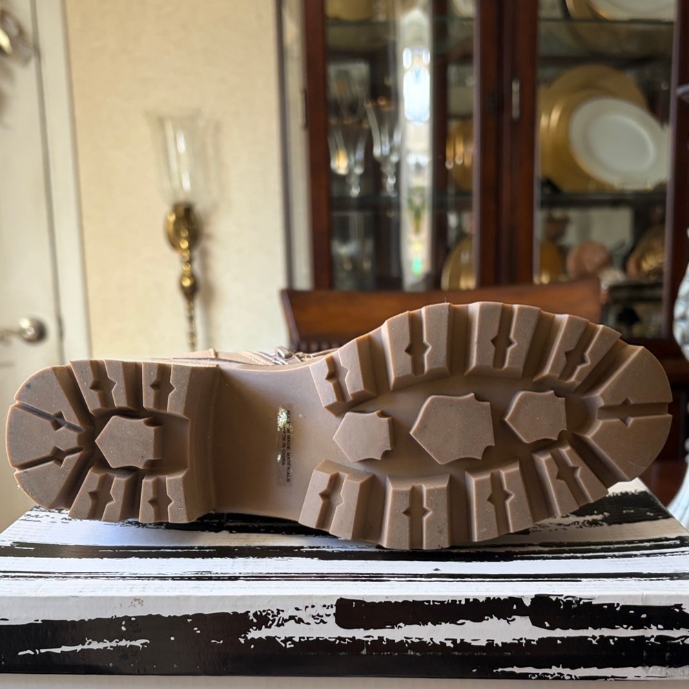 DV by Dolce Vita Camel Lace-Up Boots - Picture 4 of 4